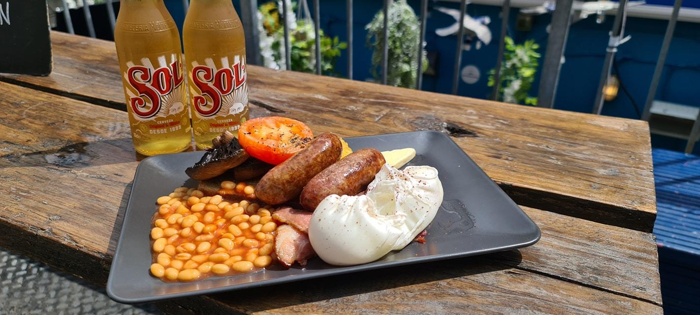 brreakfast_caxton_arms.jpeg